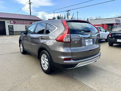 2015 Honda CR-V, $8900. Photo 4