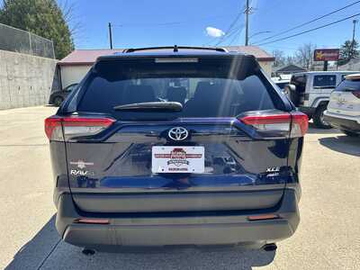 2023 Toyota RAV4, $28900. Photo 3