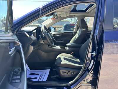 2023 Toyota RAV4, $28900. Photo 9