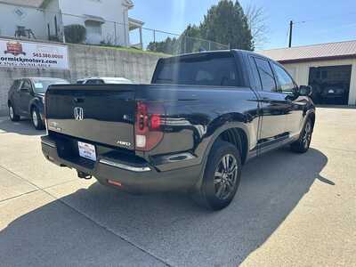2017 Honda Ridgeline, $17900. Photo 2