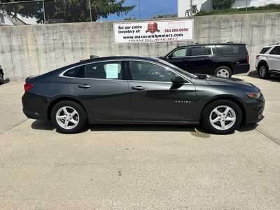 2017 Chevrolet Malibu 1LS's photo