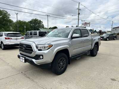 2018 Toyota Tacoma, $28500. Photo 6