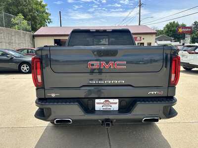 2021 GMC 1500 Crew Cab, $31900. Photo 3
