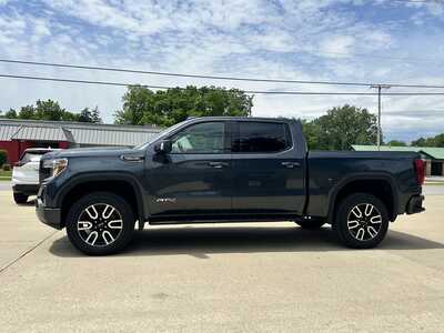 2021 GMC 1500 Crew Cab, $31900. Photo 5