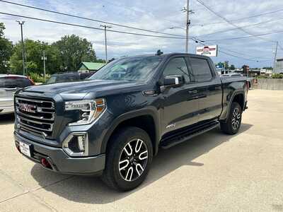 2021 GMC 1500 Crew Cab, $31900. Photo 6