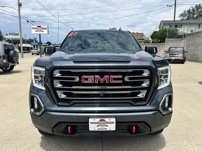 2021 GMC 1500 Crew Cab, $31900. Photo 7