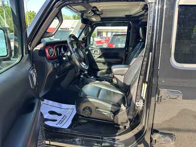 2019 Jeep Wrangler Unlimited, $25900. Photo 9