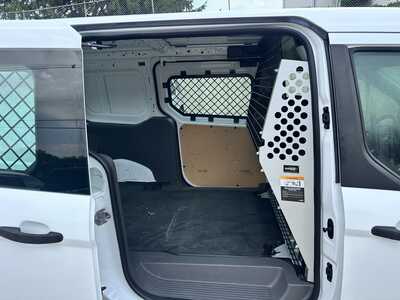 2022 Ford Transit Connect, $15900. Photo 12