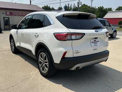 2021 Ford Escape, $19500. Photo 4