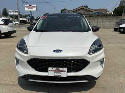 2021 Ford Escape, $19500. Photo 7