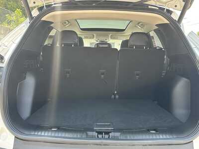 2021 Ford Escape, $19500. Photo 11