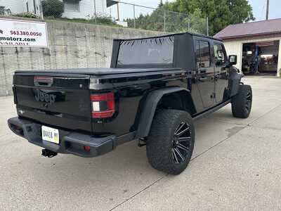 2021 Jeep Gladiator, $27900. Photo 2