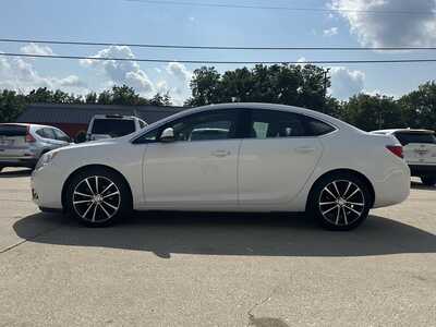 2017 Buick Verano, $7900. Photo 5