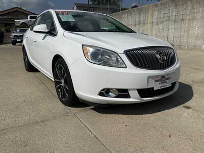2017 Buick Verano, $7900. Photo 8