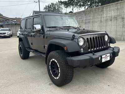 2014 Jeep Wrangler Unlimited, $12900. Photo 8