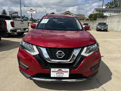 2017 Nissan Rogue, $10900. Photo 7