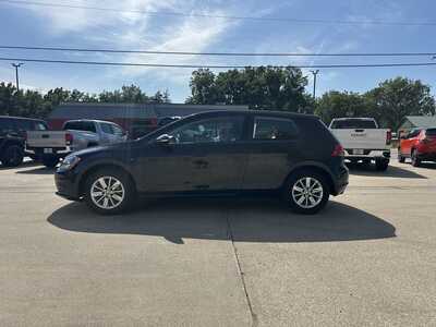 2015 Volkswagen Golf, $9900. Photo 5