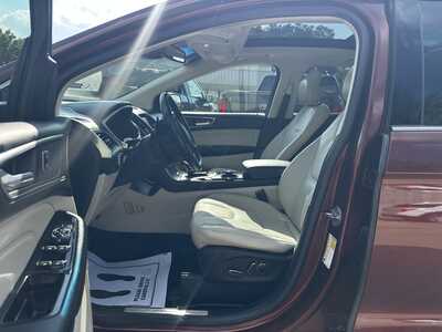 2015 Ford Edge, $8900. Photo 9