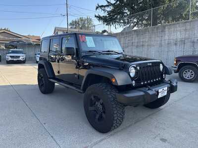 2014 Jeep Wrangler Unlimited, $14900. Photo 8