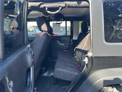 2014 Jeep Wrangler Unlimited, $14900. Photo 10