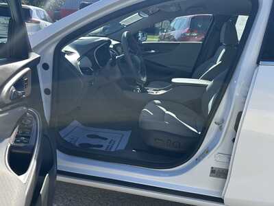 2023 Chevrolet Malibu, $16500. Photo 9