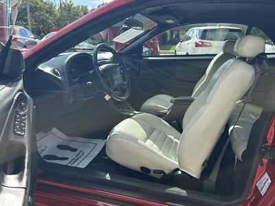 2001 Ford Mustang, $11900. Photo 8