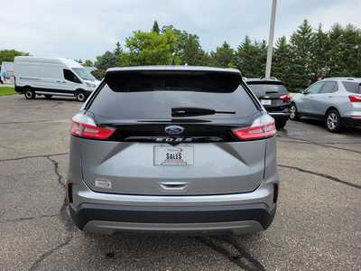 2021 Ford Edge, $32900.00. Photo 4