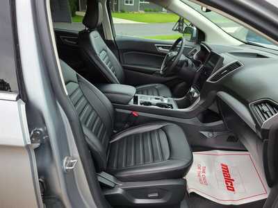 2021 Ford Edge, $29900.00. Photo 6