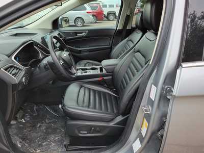 2021 Ford Edge, $29900.00. Photo 7
