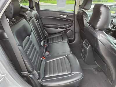 2021 Ford Edge, $32900.00. Photo 8