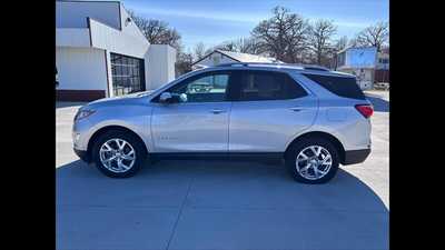 2020 Chevrolet Equinox, $19900.00. Photo 2