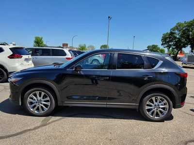 2021 Mazda CX-5, $28900.00. Photo 2