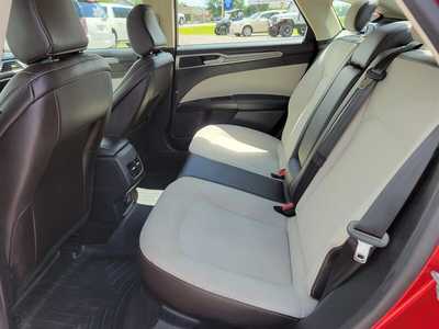 2020 Ford Fusion, $19900.00. Photo 10