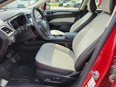 2020 Ford Fusion, $19900.00. Photo 9