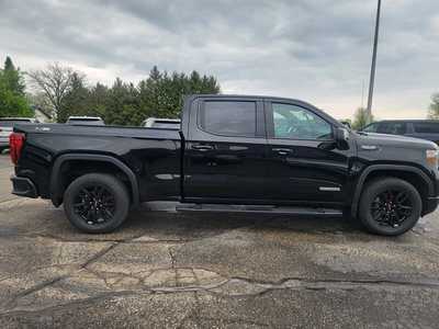 2021 GMC 1500 Crew Cab, $45900.00. Photo 2