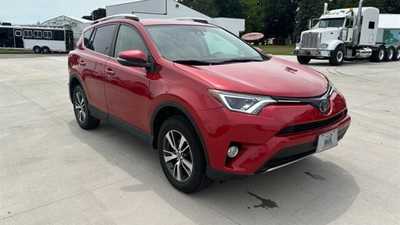 2016 Toyota RAV4, $14900.00. Photo 3