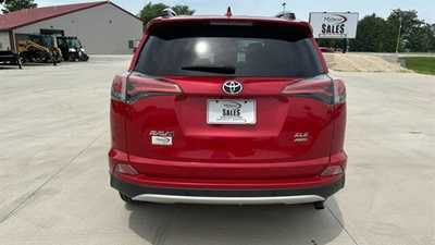 2016 Toyota RAV4, $14900.00. Photo 9