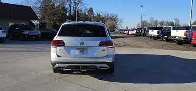 2019 Volkswagen Atlas, $23900.00. Photo 8