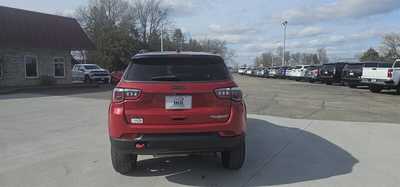 2018 Jeep Compass, $21900.00. Photo 5