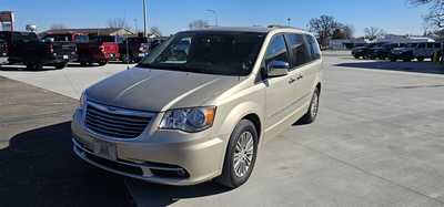 2015 Chrysler Town & Country, $9995.00. Photo 8