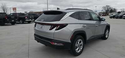 2023 Hyundai Tucson, $27900.00. Photo 6