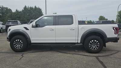 2018 Ford F150 Crew Cab, $42900.00. Photo 2