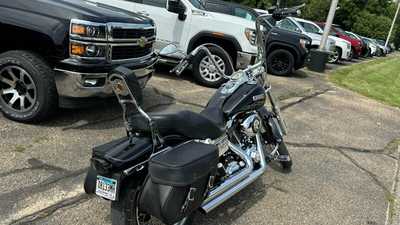 2007 Harley Davidson Street Glide, $6000.00. Photo 3