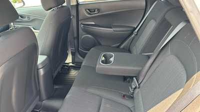 2022 Hyundai Kona, $23900.00. Photo 11