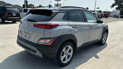 2022 Hyundai Kona, $23900.00. Photo 5