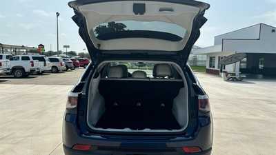 2018 Jeep Compass, $0.00. Photo 10