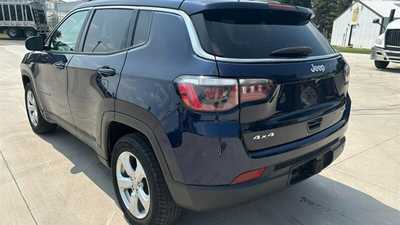 2018 Jeep Compass, $0.00. Photo 3