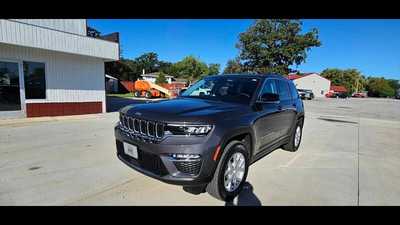 2023 Jeep Grand Cherokee, $40900.00. Photo 10