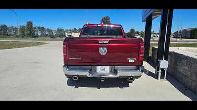 2022 RAM 1500 Crew Cab, $40900.00. Photo 4