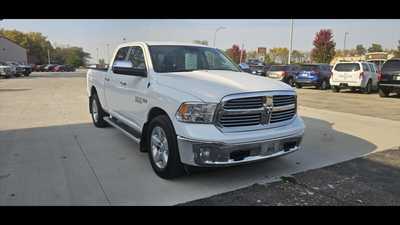 2018 RAM 1500 Crew Cab, $26900.00. Photo 4